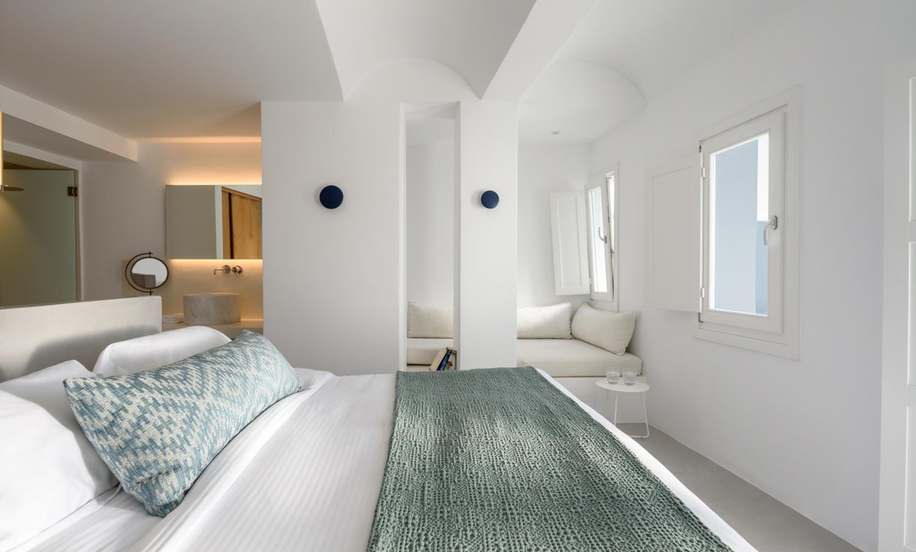 Superior, Suite, King Bed, Caldera View, Balcony