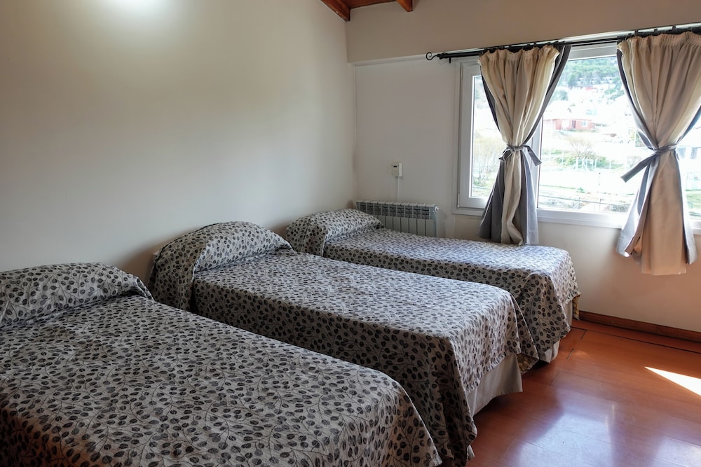 DUPLEX, COMFORT, MOUNTAIN VIEW
