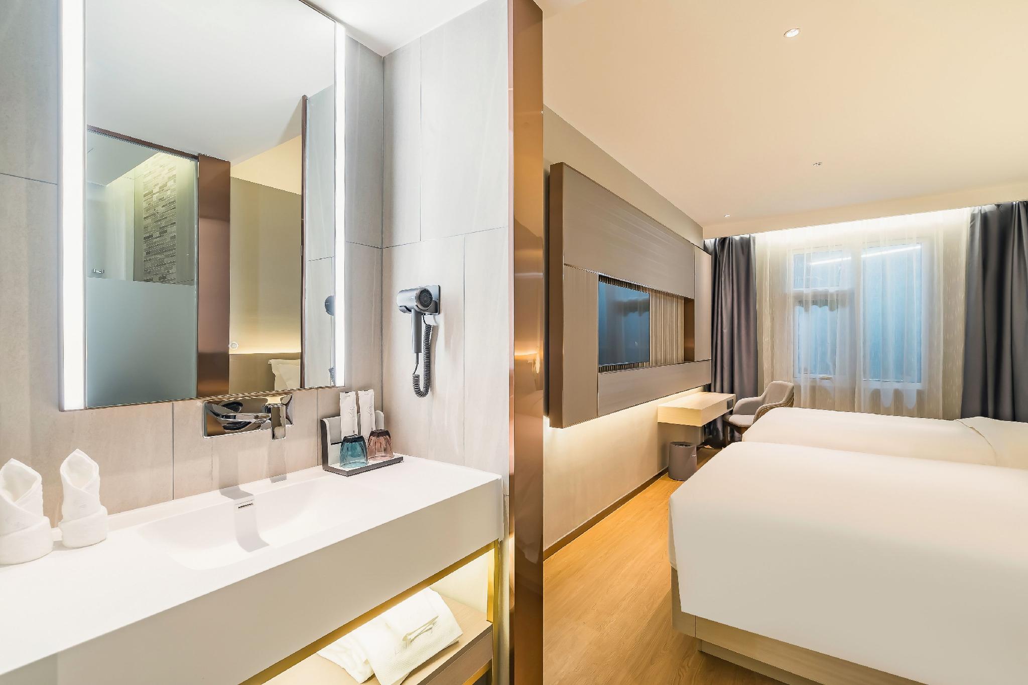 Lavande Hotel (Beijing Zhongguancun Renmin University Suzhoujie Subway Station) 50/50
