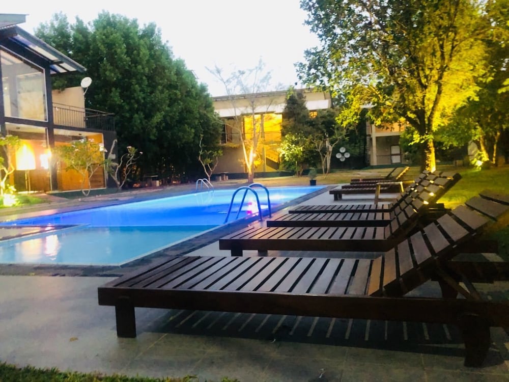 Magampura Eco Village Resort 23/24