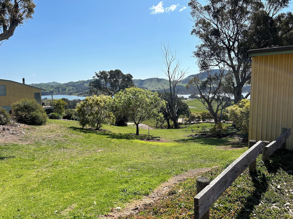 Burnt Creek Cottages Mansfield 15/50