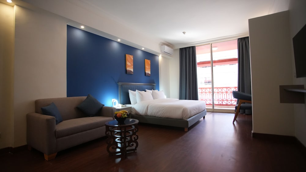 Bella Riva Suite Hotel 37/59