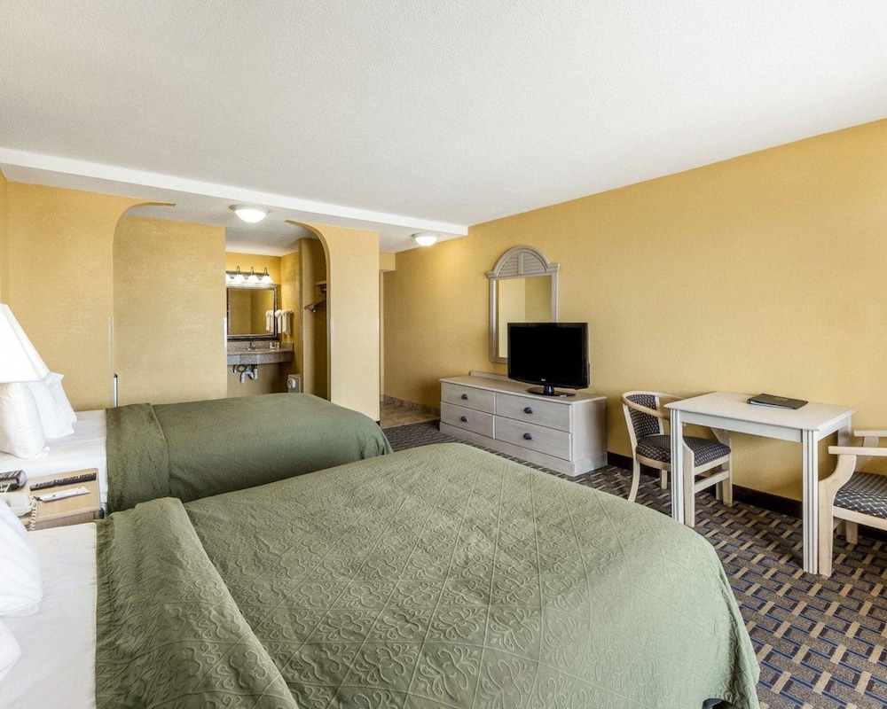 Quality Inn & Suites Corpus Christi Beachside 12/39