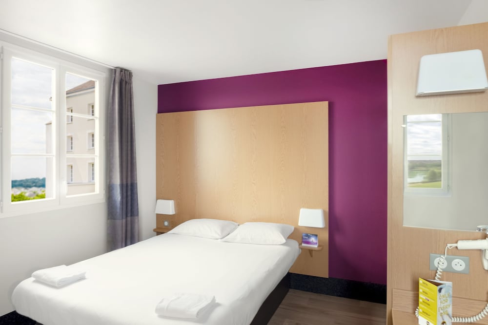 B&B Hotel at Disneyland Paris 24/70