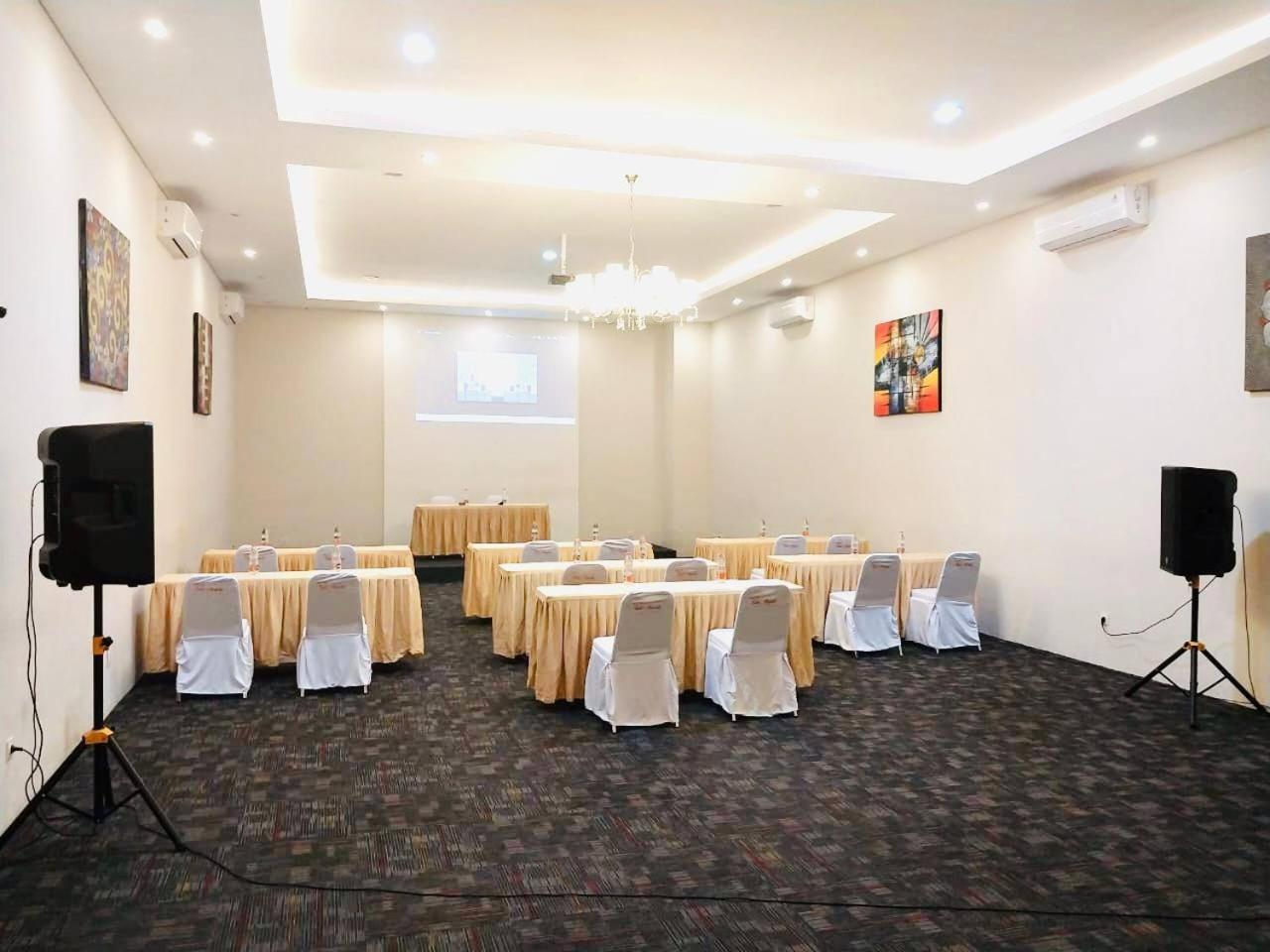 Kuta Majesty Hotel 28/35