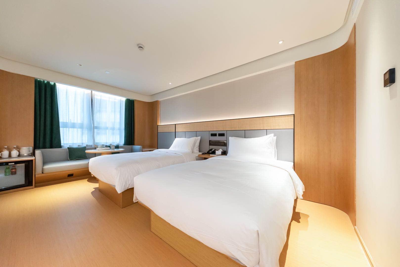 Ji Hotel Shanghai People's Square Nanjing Road Pedestrian Street 16/46