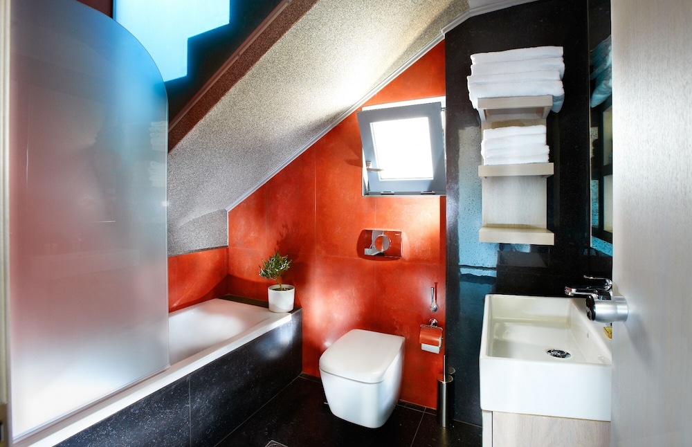 Villa, Double and Twin Beds, Shared Pool, 2 Sofa