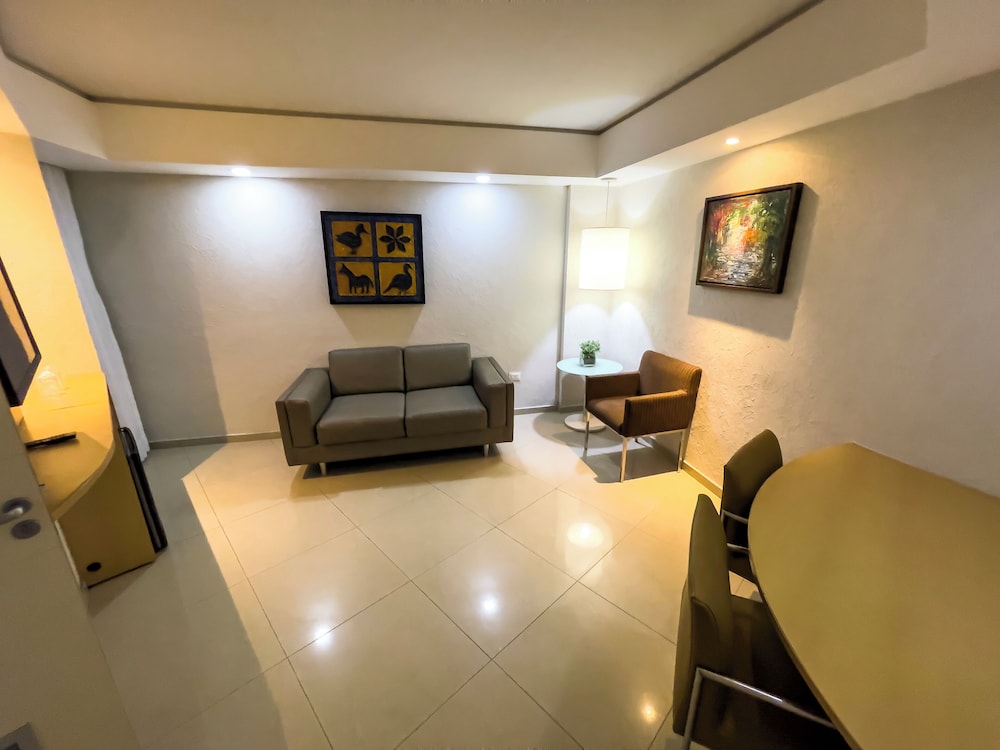 Marante Plaza Hotel 59/89