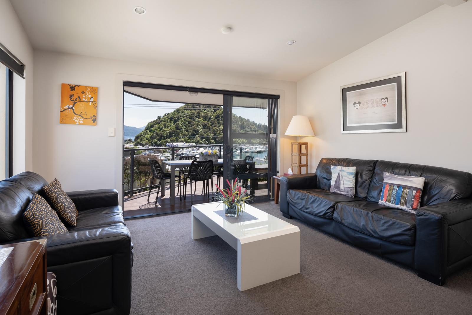 2 Bedrooms, Apartment, Sea View