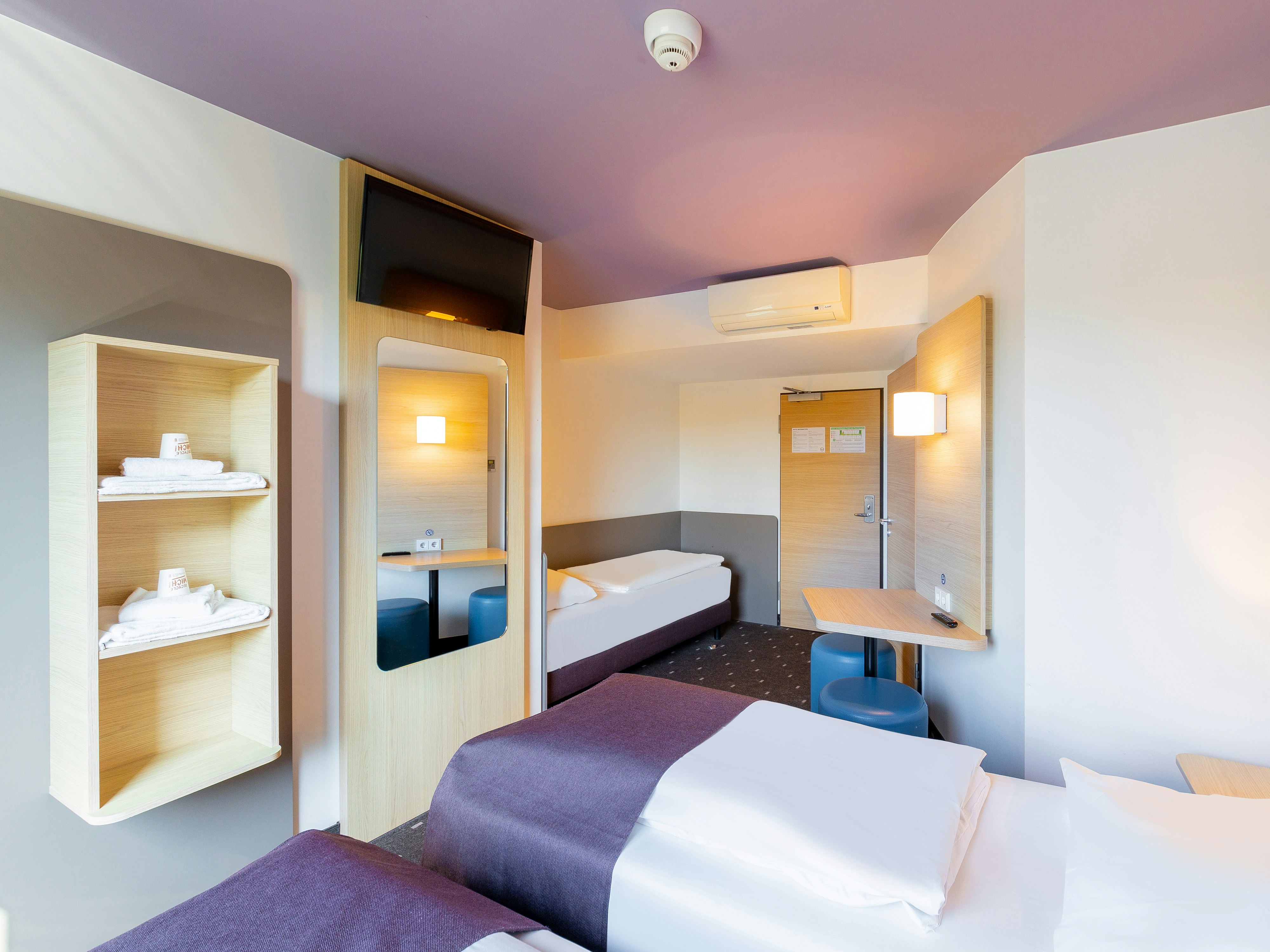 B&B Hotel Dusseldorf-Airport 14/30