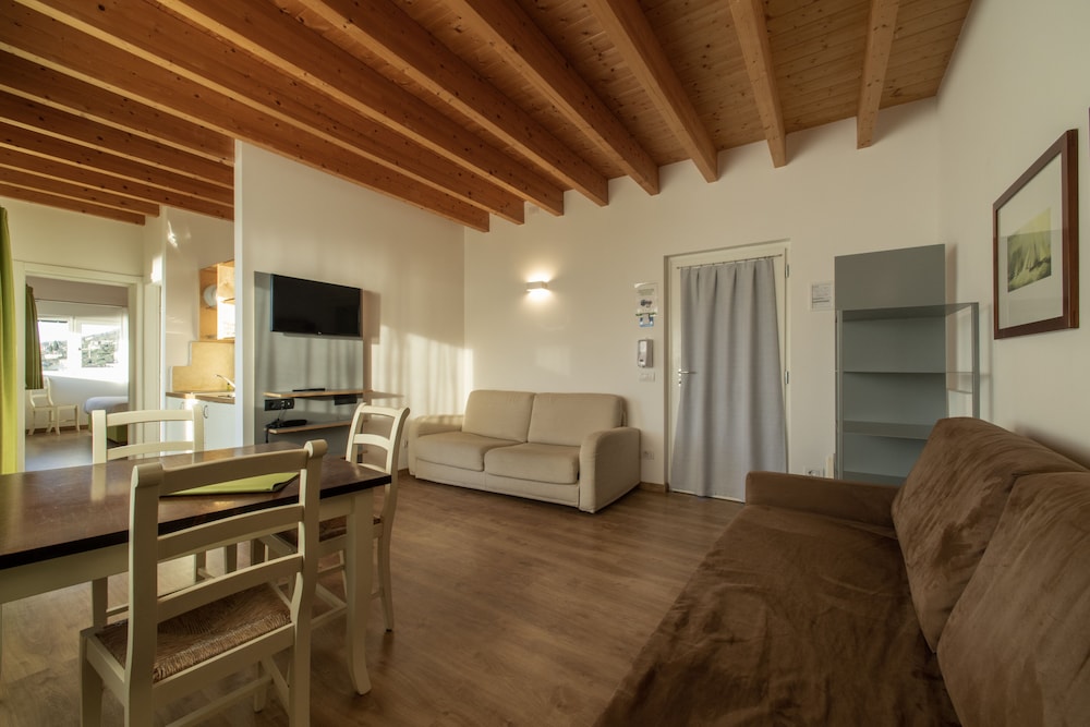 Residence Ca del Lago 32/50