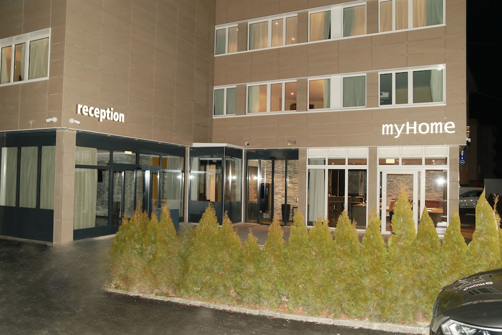 My Home Hotel 9/65