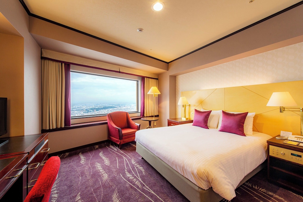 Upper, Premier, Queen Bed, Comfort Floor