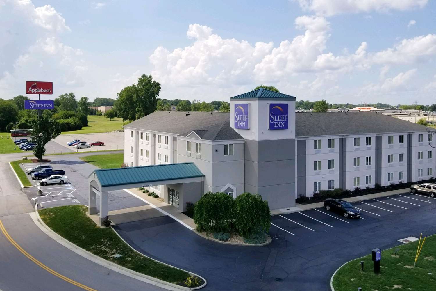 Sleep Inn Sandusky, OH 33/35