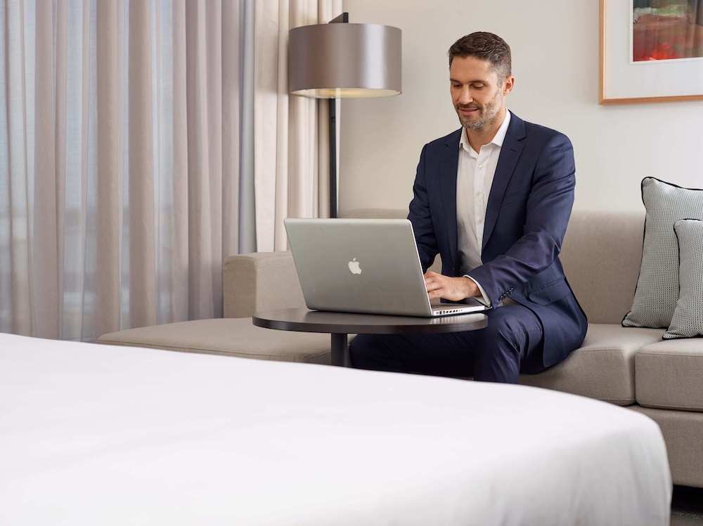 Hyatt Place Melbourne Essendon Fields 52/62