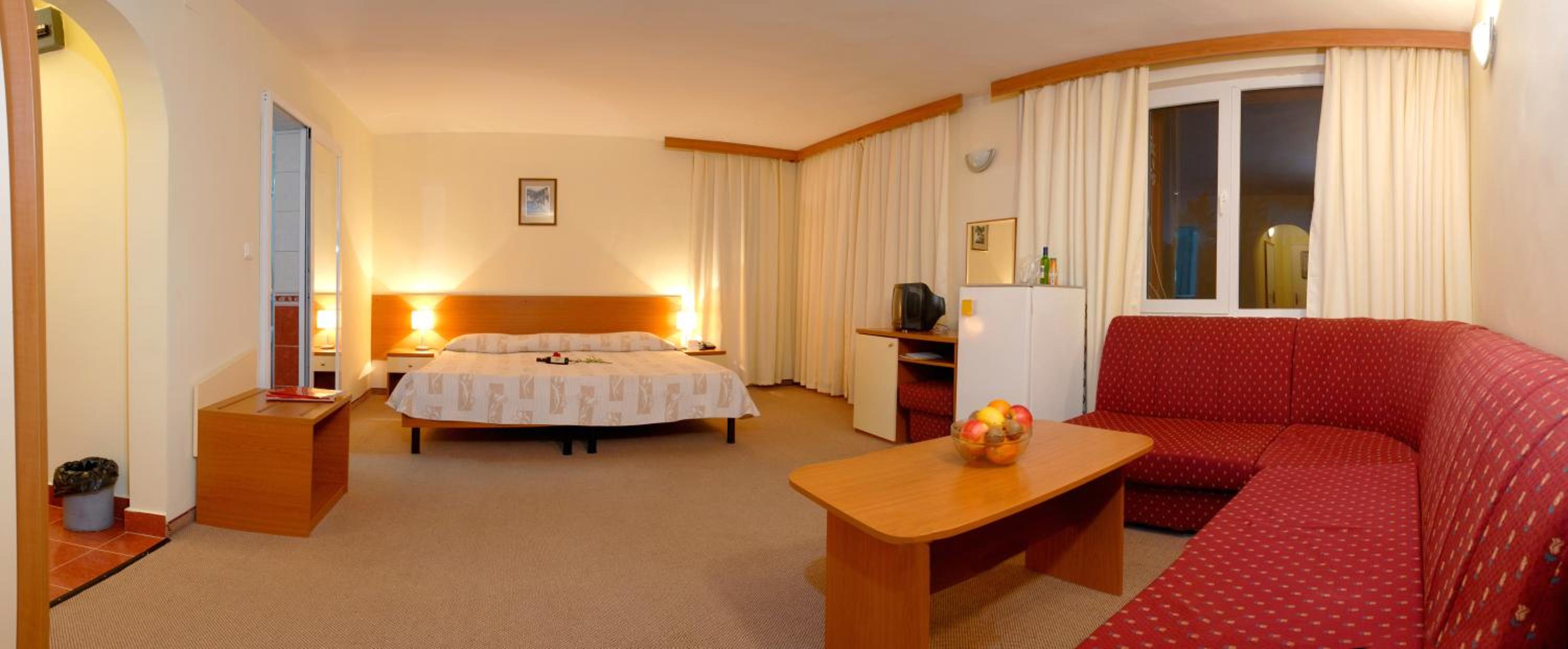 Hotel "Prespa" 37/57