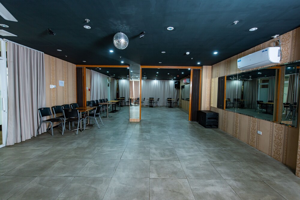 FB DORMITEL SUITES 45/50