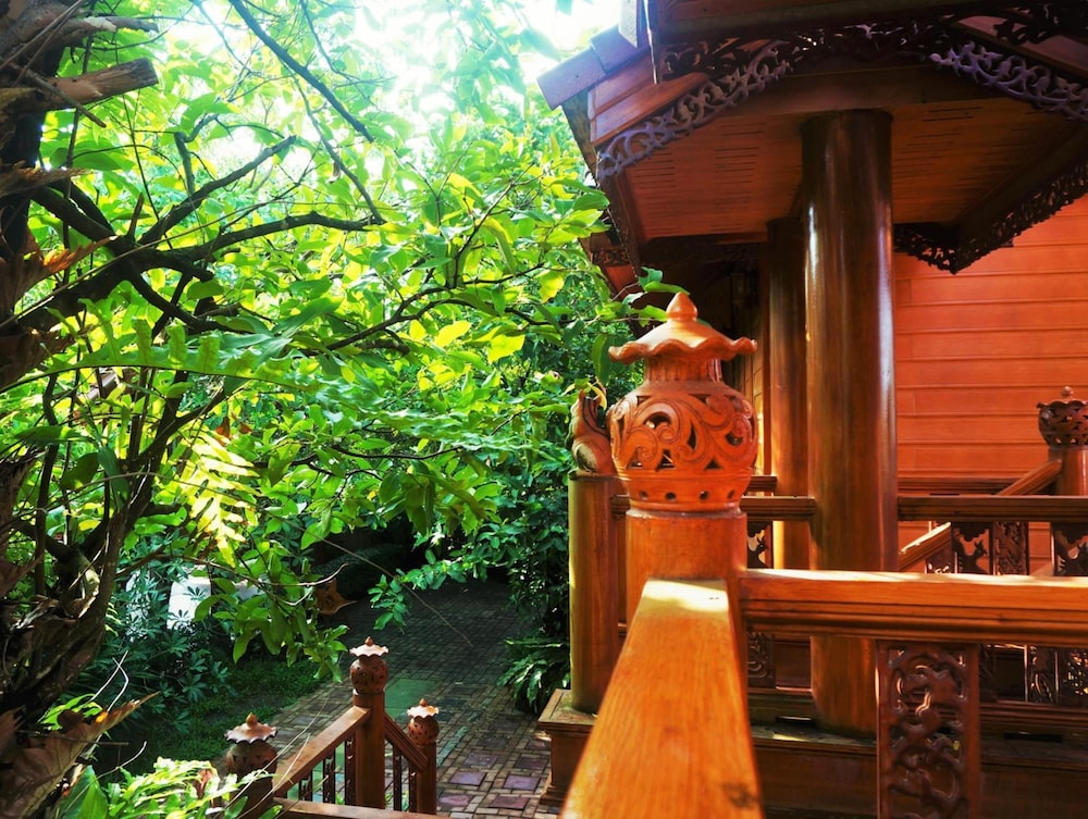 Ruenthai Boutique 37/50