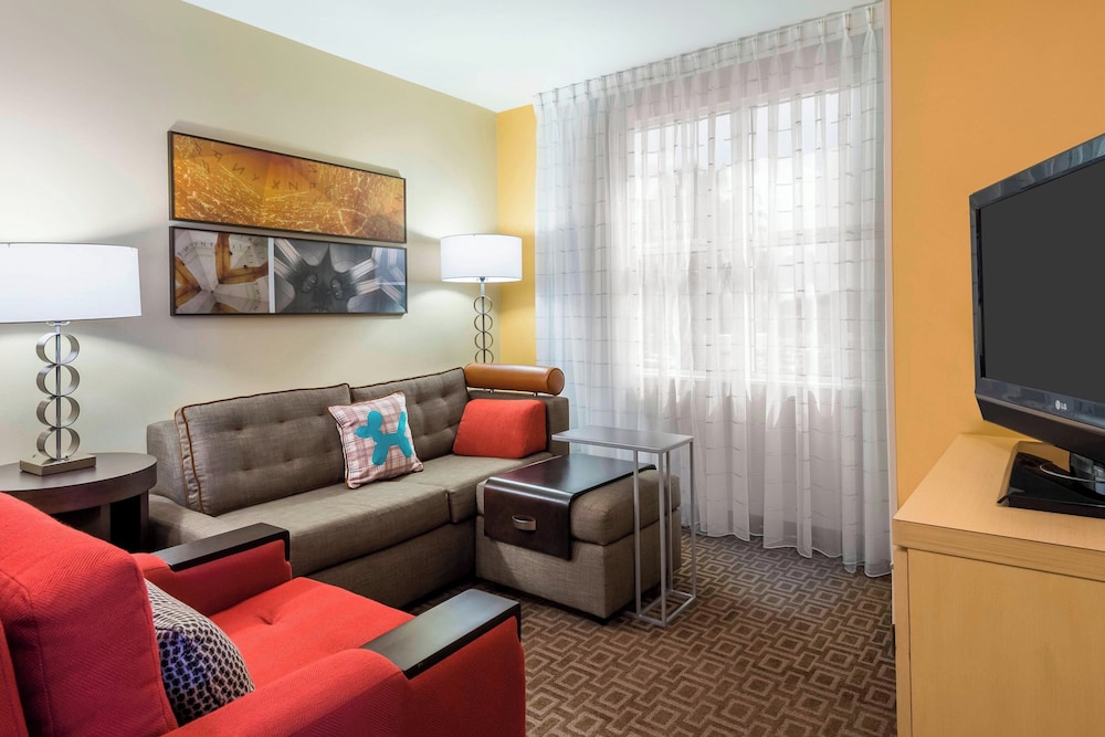 TownePlace Suites by Marriott Tampa Westshore/Airport 32/54