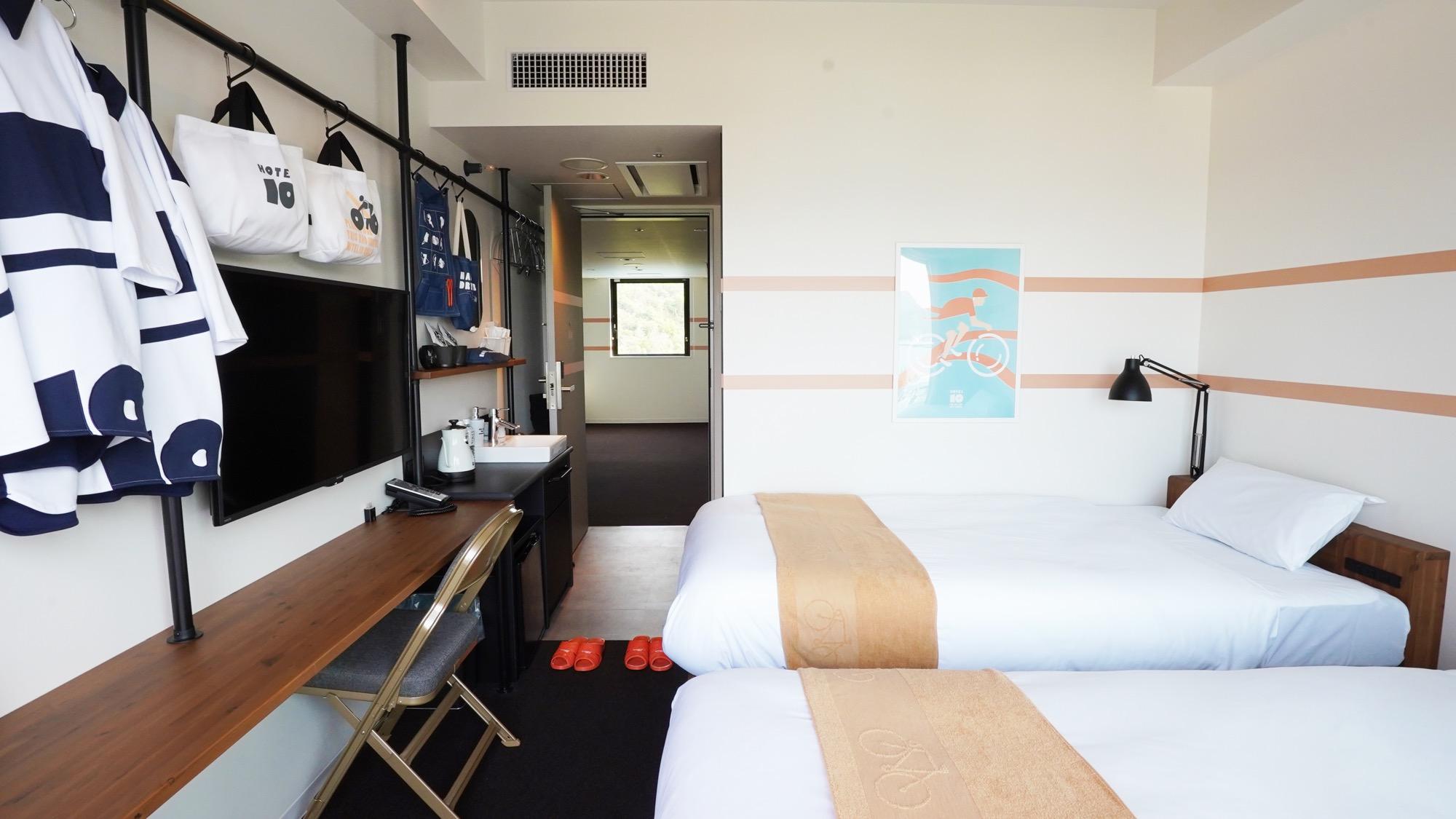 Economy, Twin Beds, Bank View