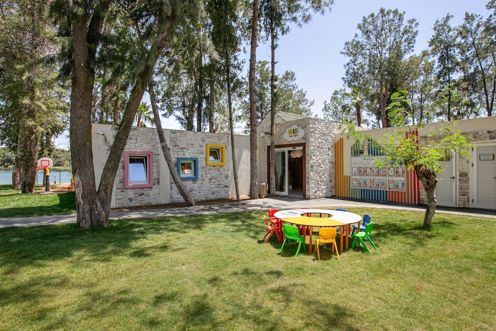 Megasaray Resort Side 42/50
