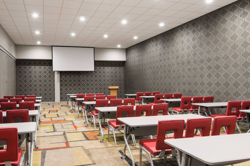 Fairfield Inn Suites By Marriott Charlotte Uptown 57/63