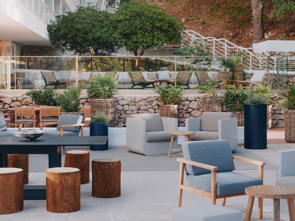 Mondrian Ibiza 49/73