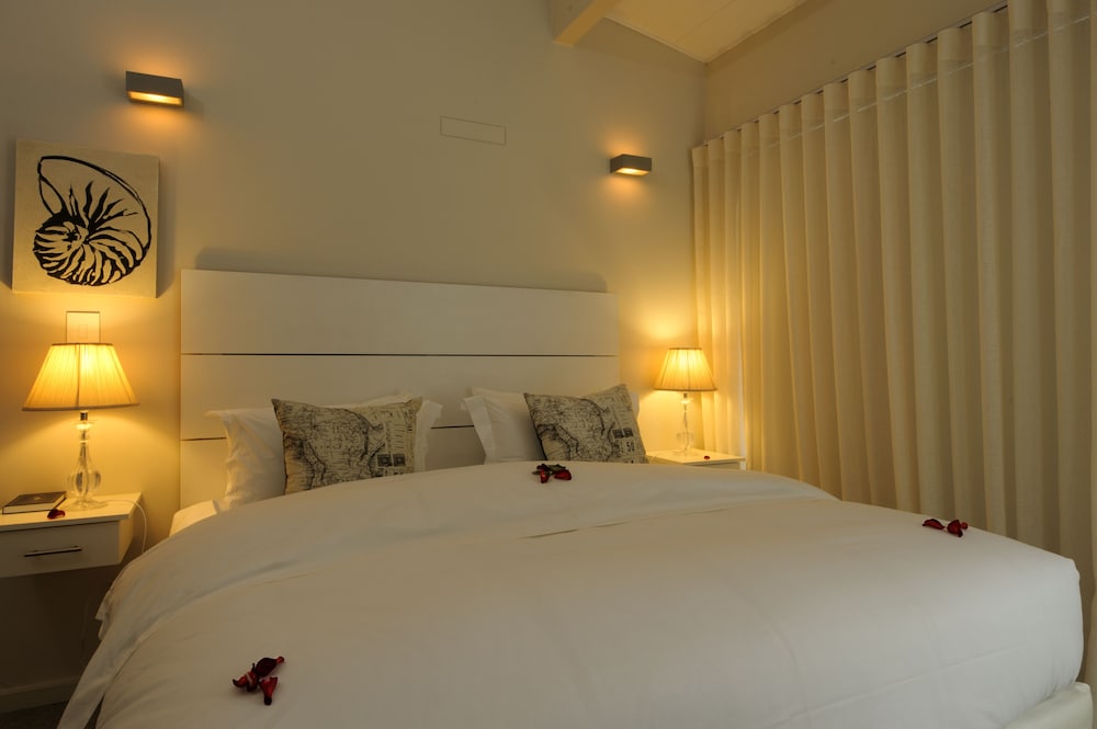 Whale Coast Hotel 17/71