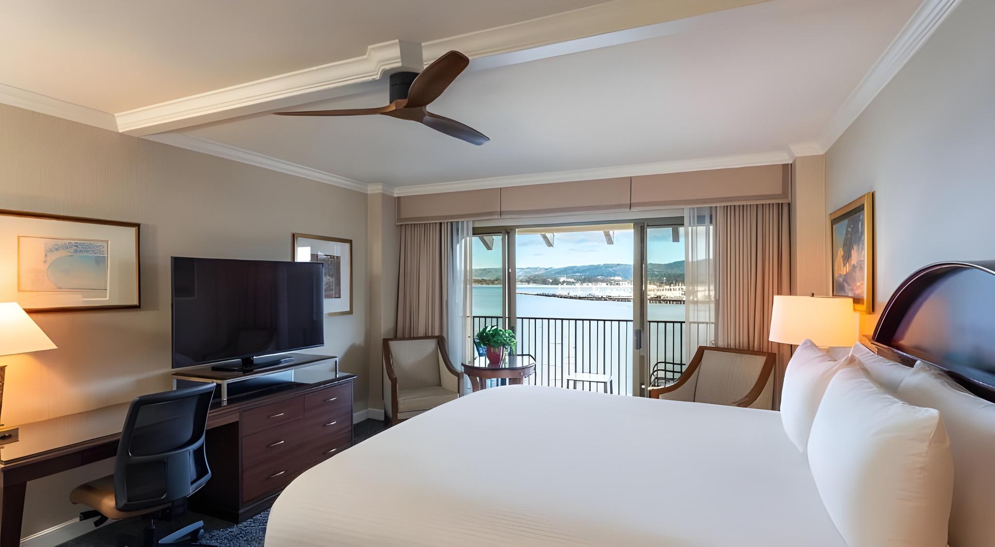 Room, Harbour View
