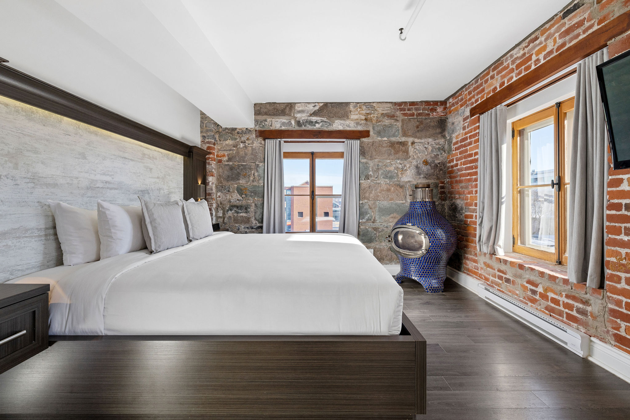 Plus, Deluxe, Murphy Bed, Pet Friendly