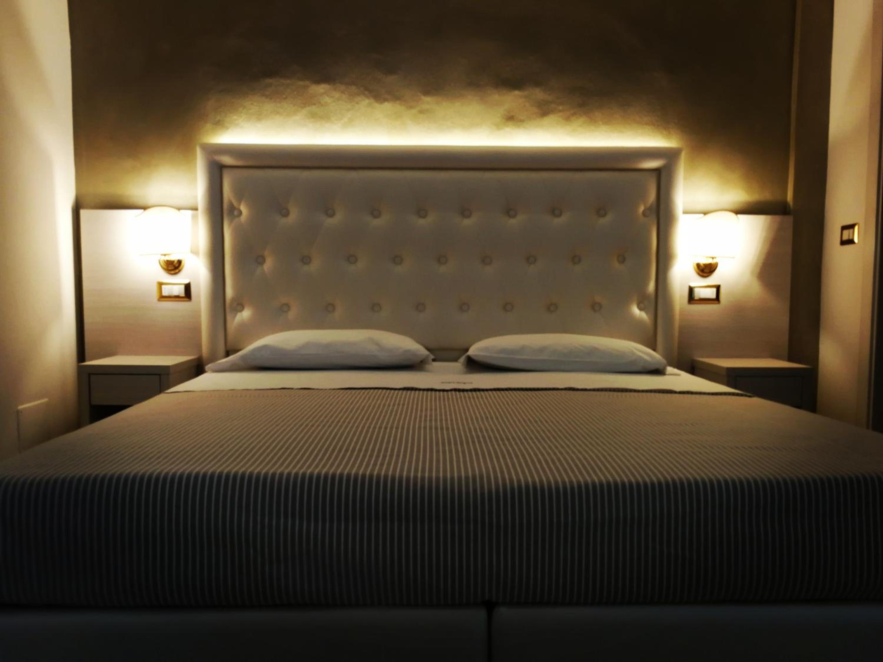 Hotel Bristol 1/50