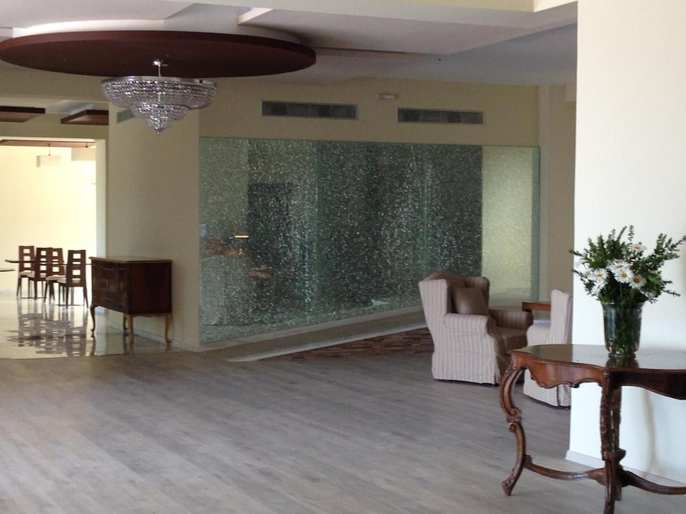 Elegance Luxury Executive Suites - Adults Only 35/58
