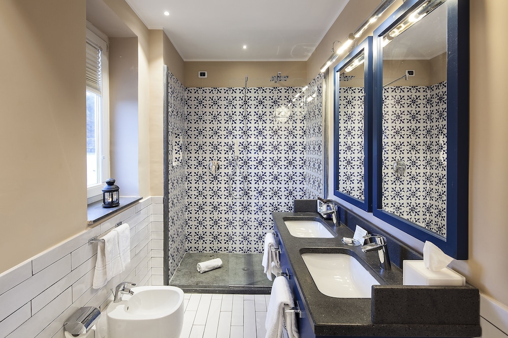Therasia Resort Sea And Spa 40/100