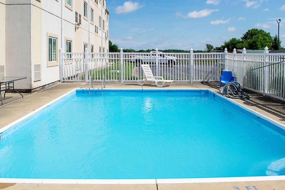 Motel6 Seymour, IN - North in SEYMOUR - IN