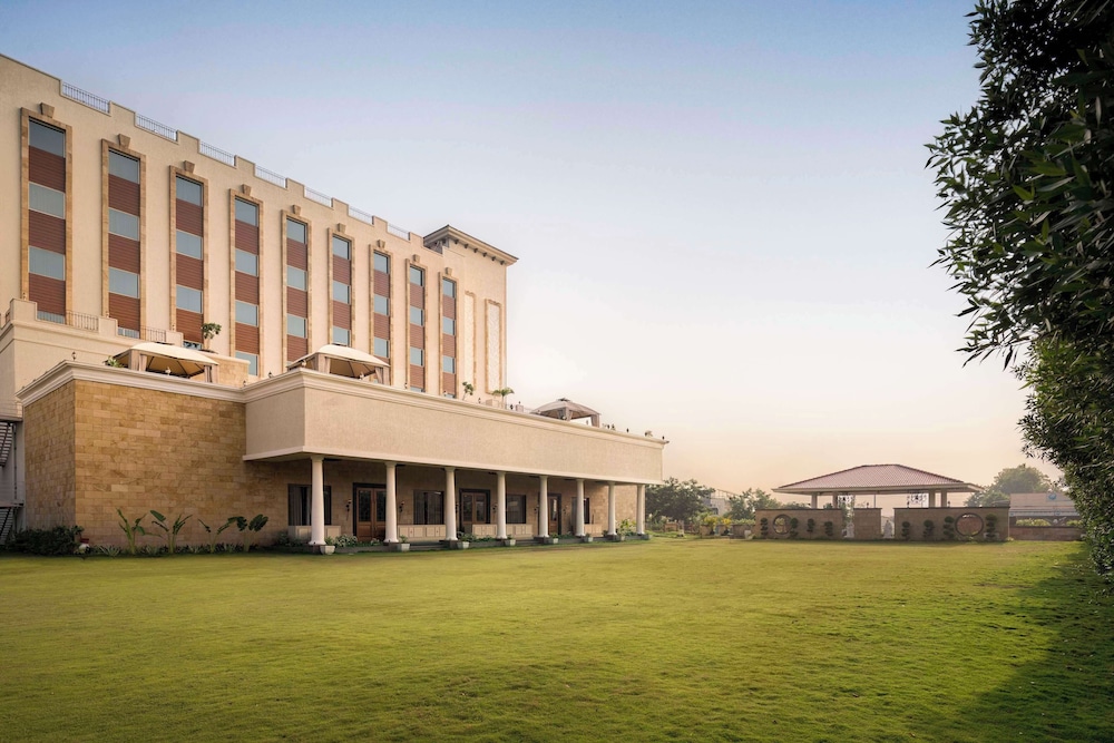 Jasraj Palace Yavatmal Hotel, a member of Radisson Individuals 19/24