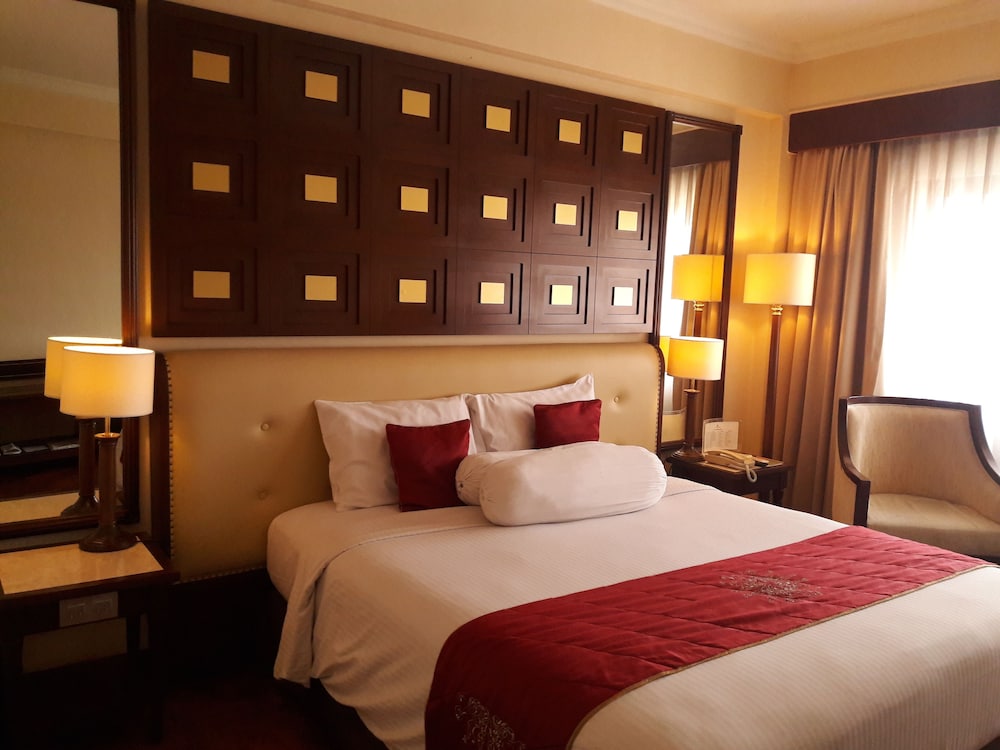 The Sunan Hotel Solo 10/50