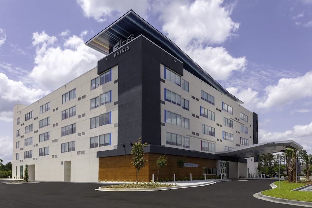 Aloft Savannah Airport 4/28