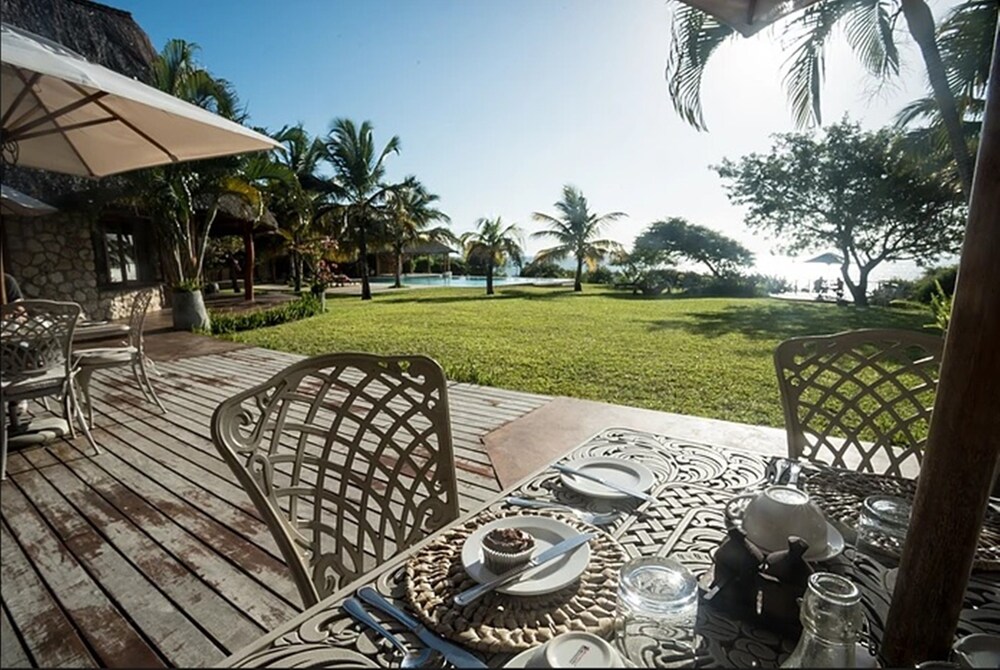Bahia Mar Boutique Hotel 58/75