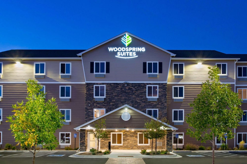 WoodSpring Suites Grand Junction 2/19
