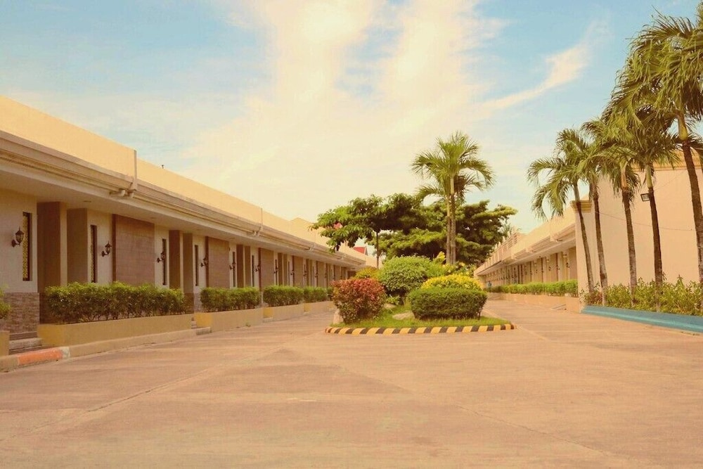 S&M Hotel 37/38