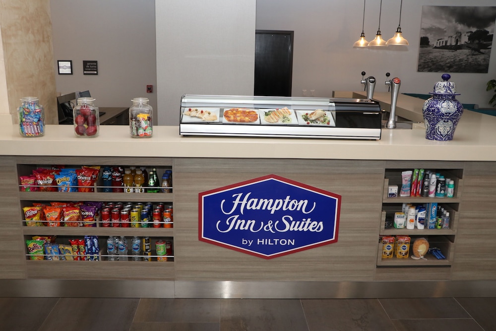 Hampton Inn Suites By Hilton Puebla 47/56