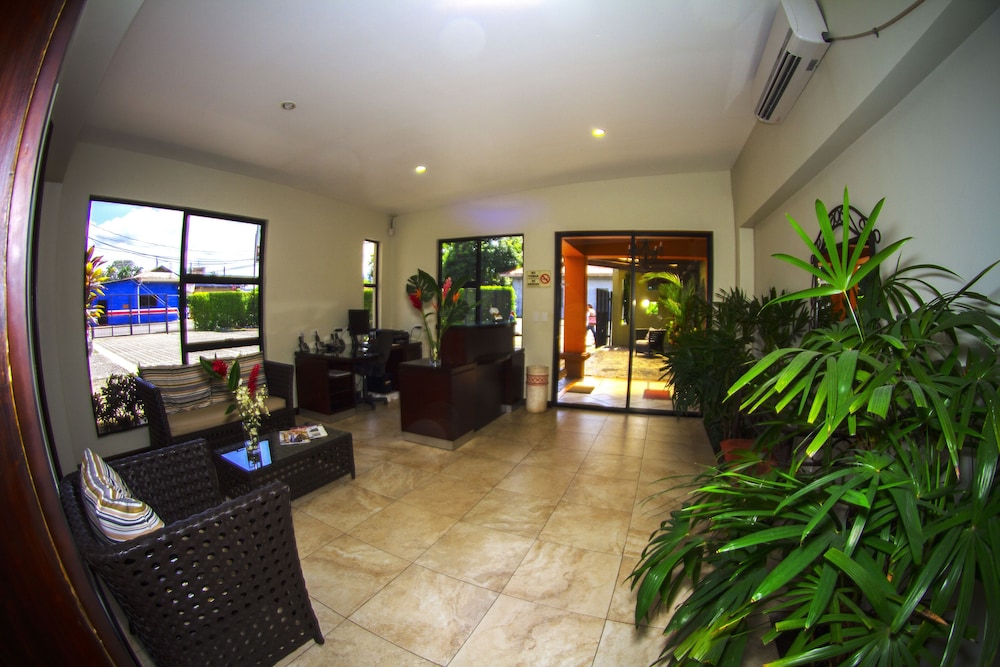 Hotel Iguana Verde 23/34