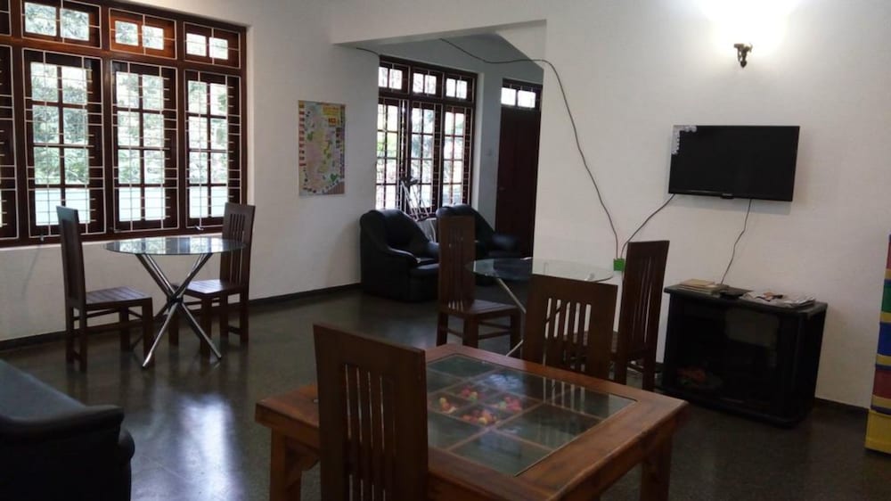 Enrich Bungalow 10/12