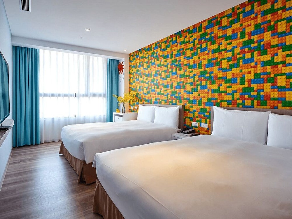 The Brick Hotel 19/35