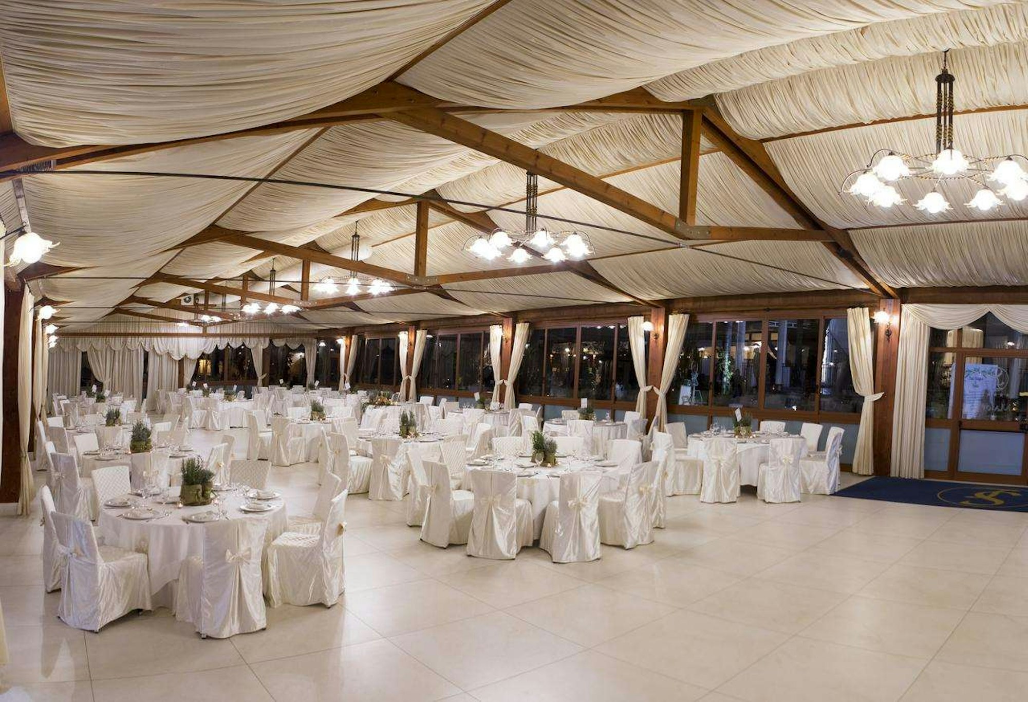 Hotel Centro Congressi San Luca 28/45