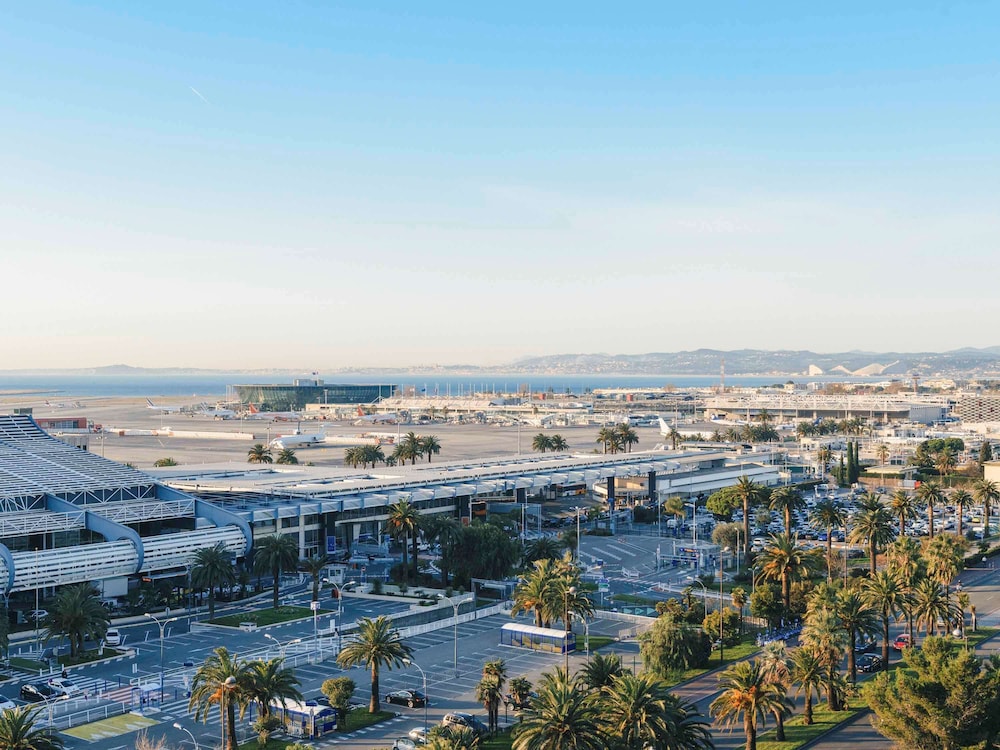 Ibis Budget Nice Aeroport Promenade Des Anglais 33/56