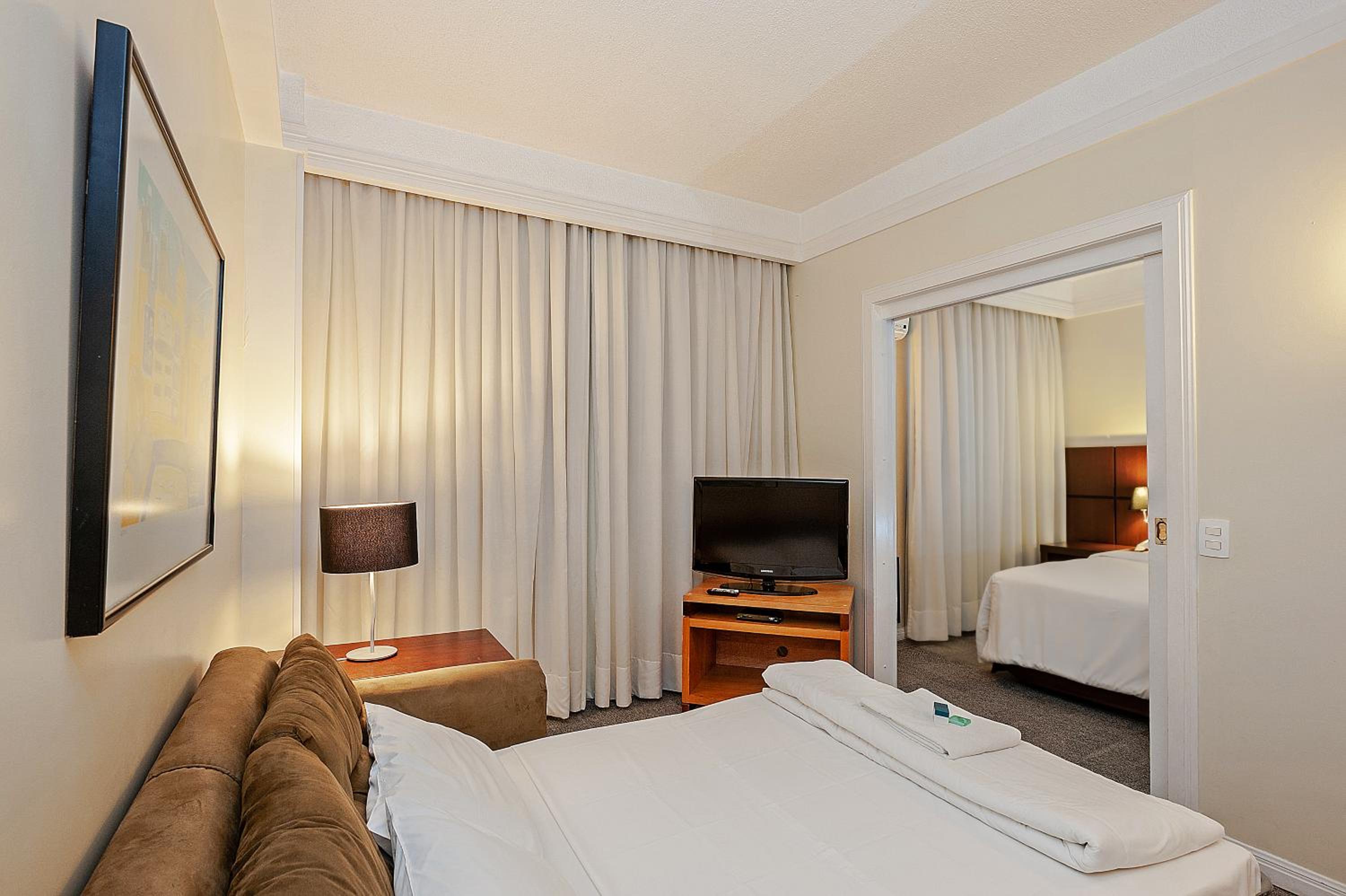 Double Suite with Sofa Bed، Slaviero Hotel Curitiba Shopping 3/5