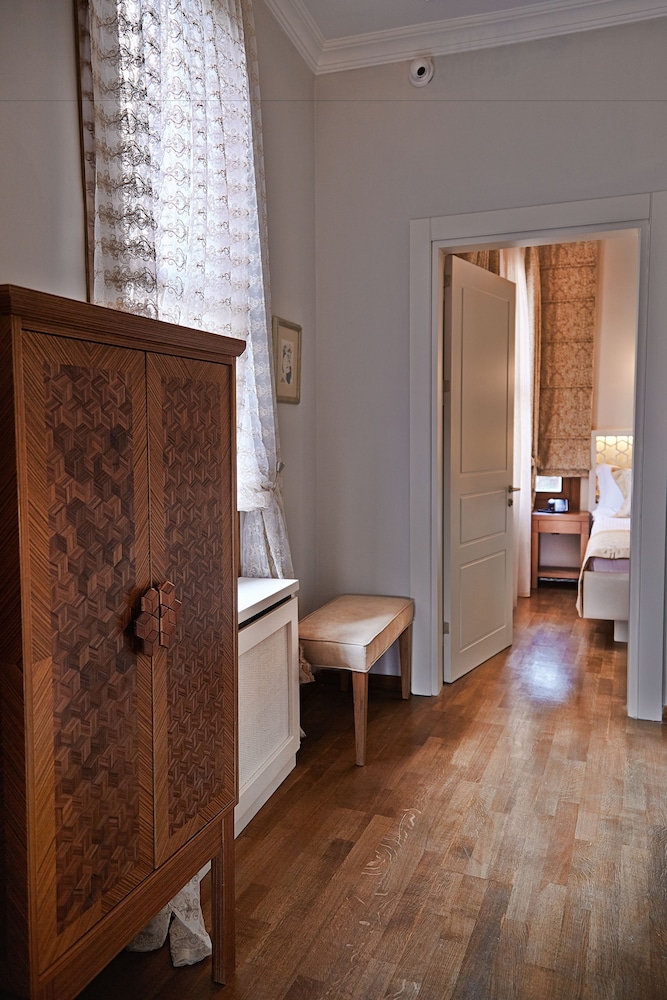 Arart Hotel 21/37