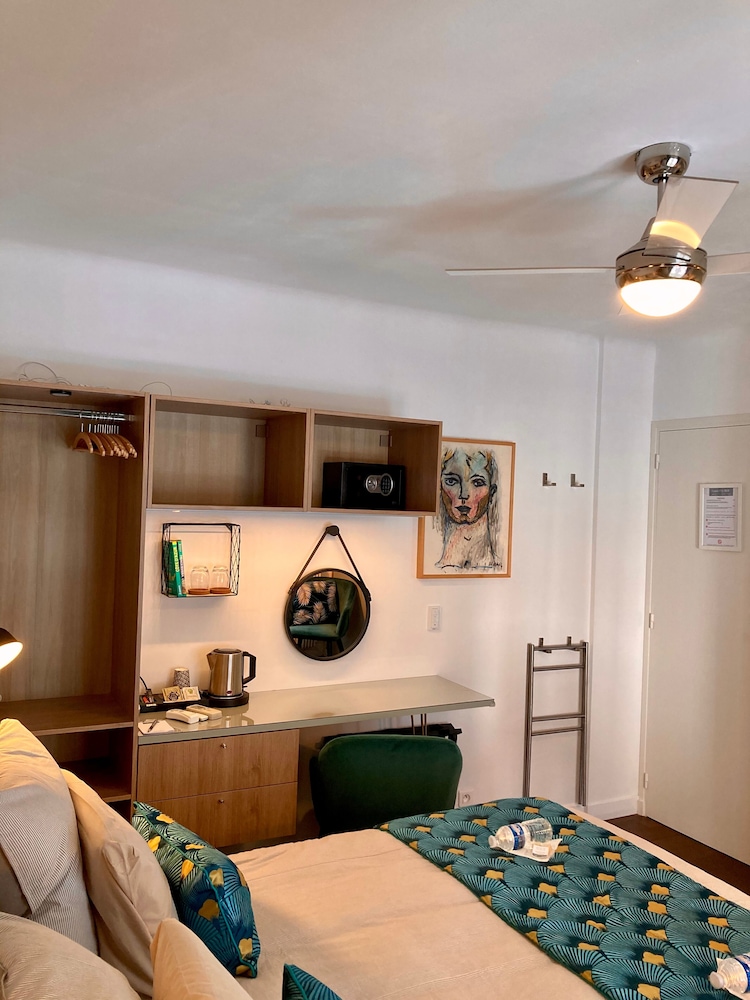 Cannes City B&B 19/37