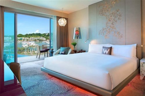Fabulous, King Bed